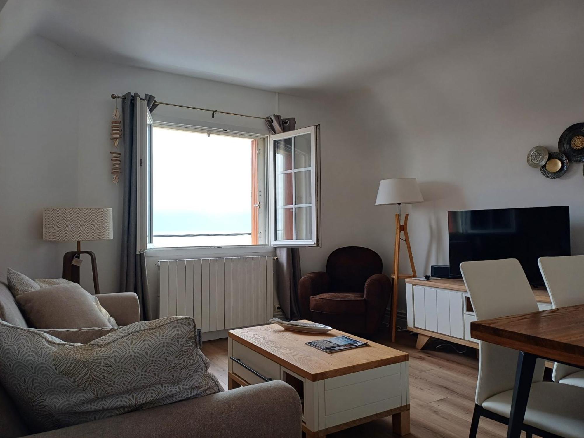 Au Gre Des Marees 2 Appartement Face A La Mer 2Eme Etage Ault Zewnętrze zdjęcie